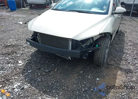 2017 Hyundai Elantra Limited из США, поврежденный, VIN 5NPD84LFXHH026217